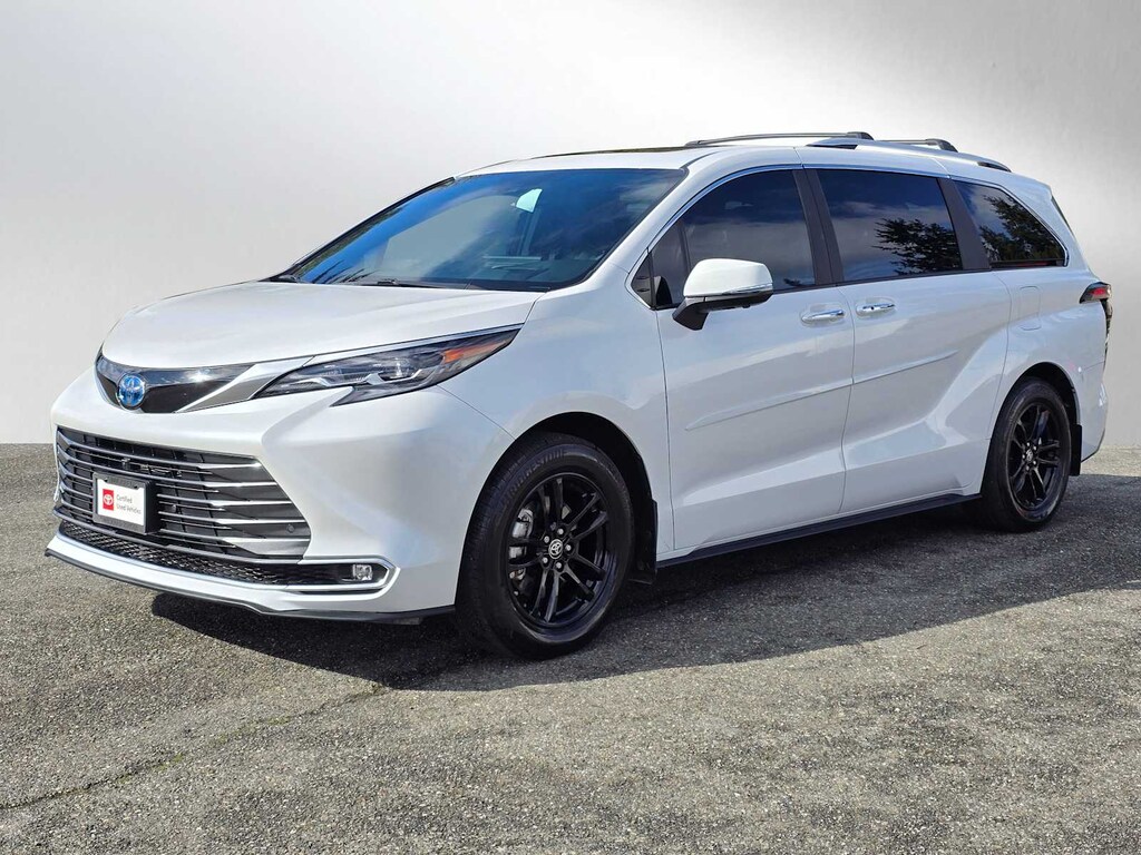 Certified 2025 Toyota Sienna Platinum 7 Passenger Van Passenger Van