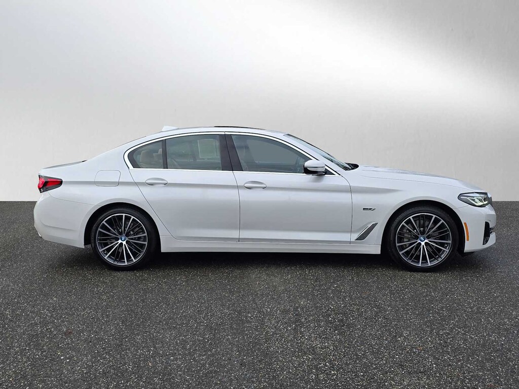 Used 2023 BMW 530e xDrive Sedan