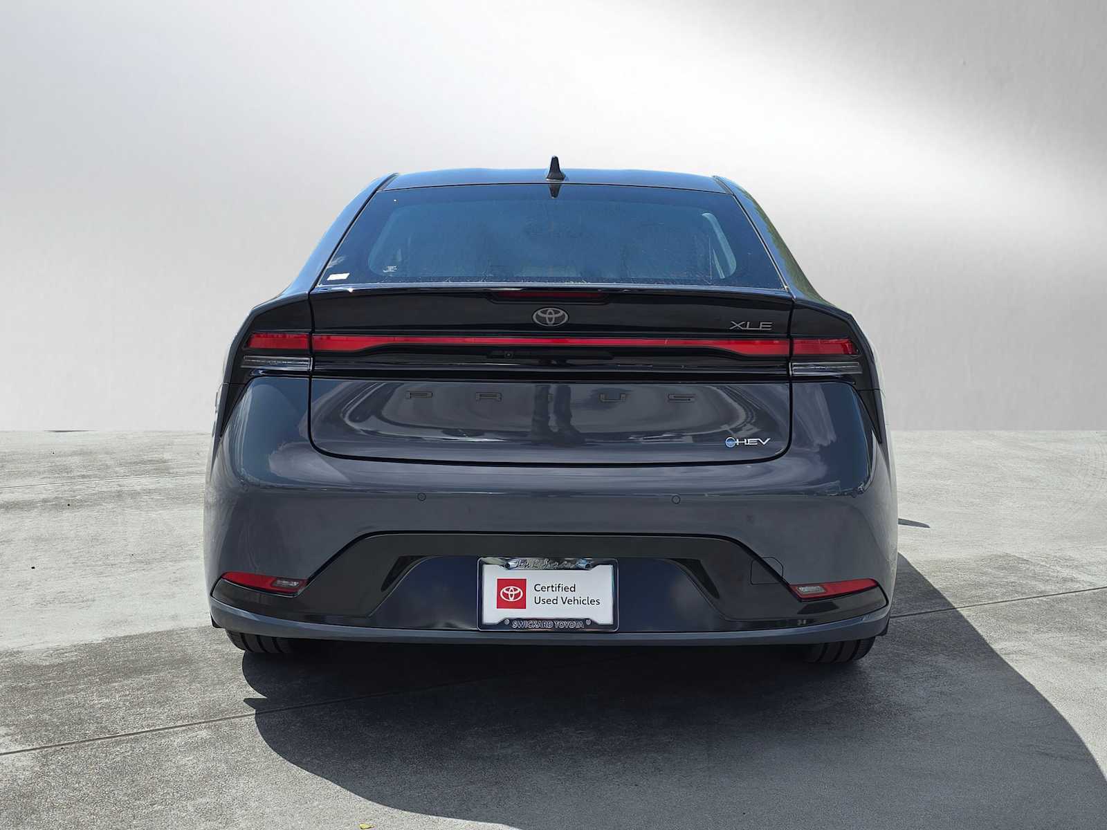 2024 Toyota Prius XLE photo 4