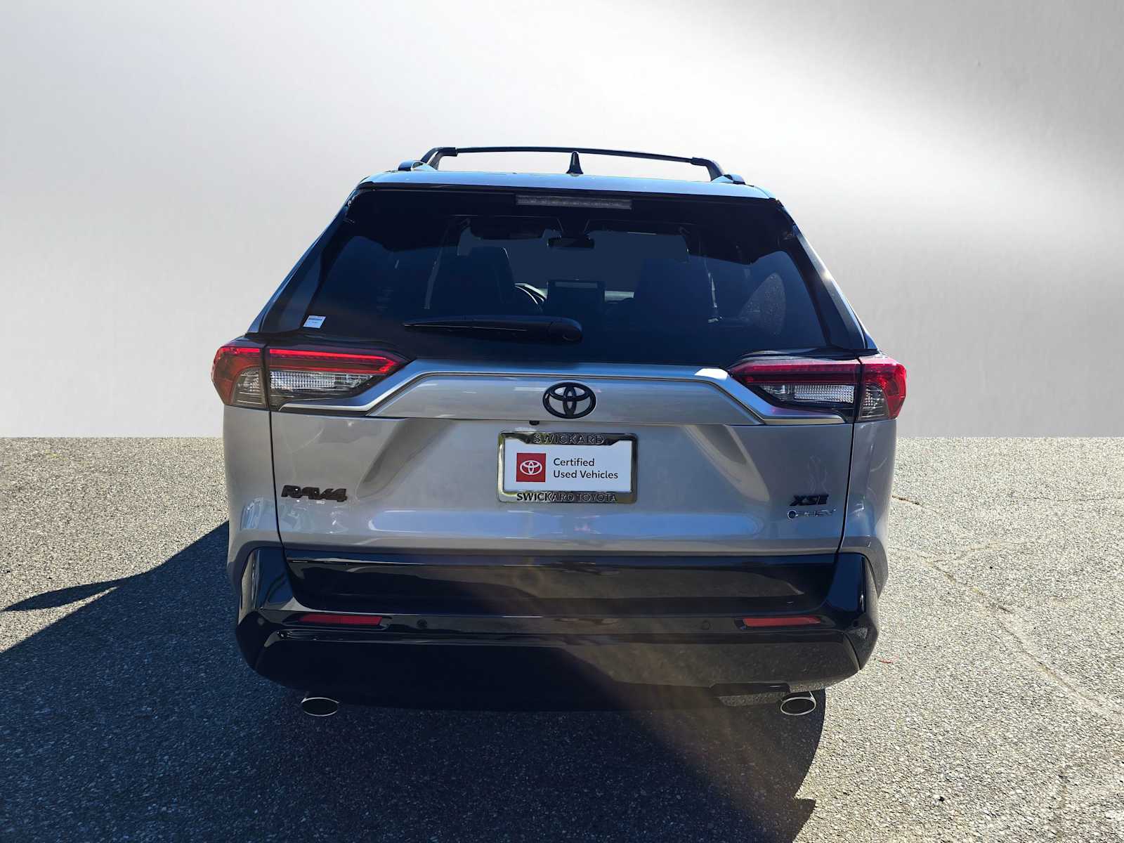 2025 Toyota RAV4 Prime XSE Premium photo 3