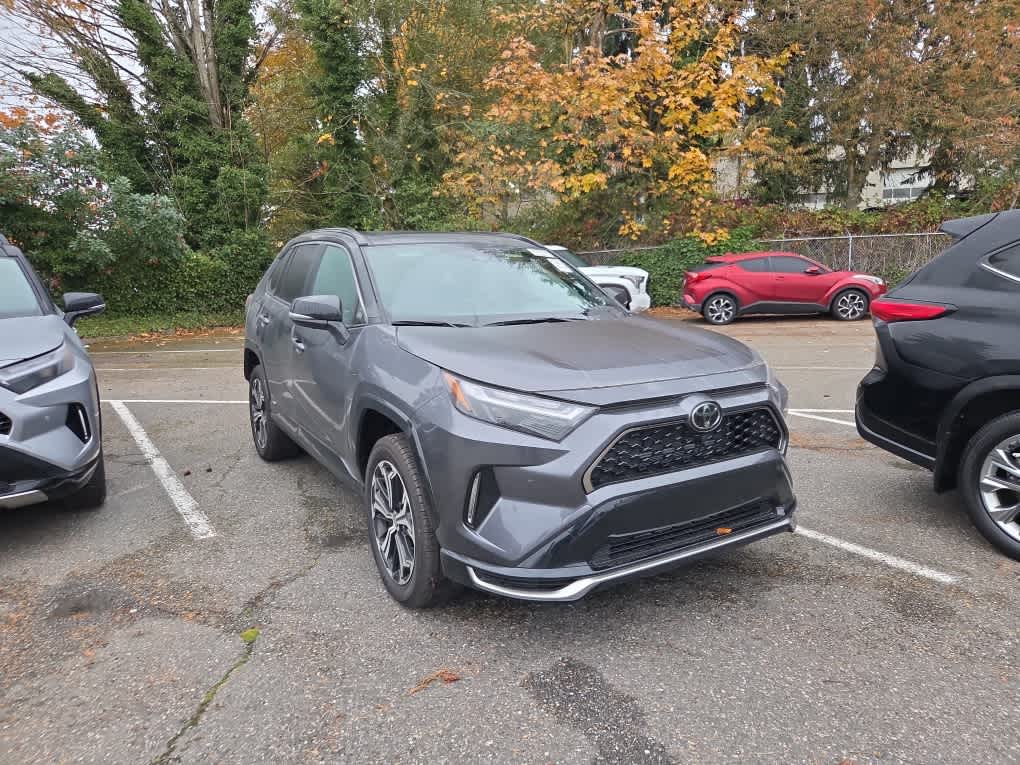2025 Toyota RAV4 Prime XSE Premium photo 2