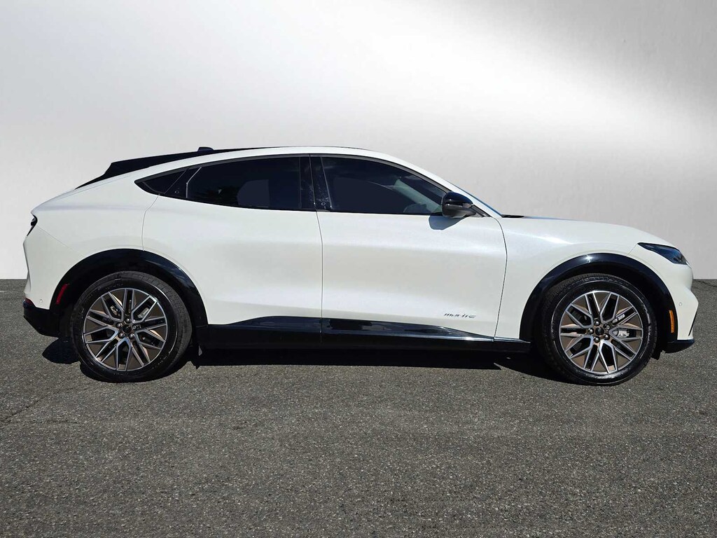 Used 2024 Ford Mustang Mach-E Premium SUV