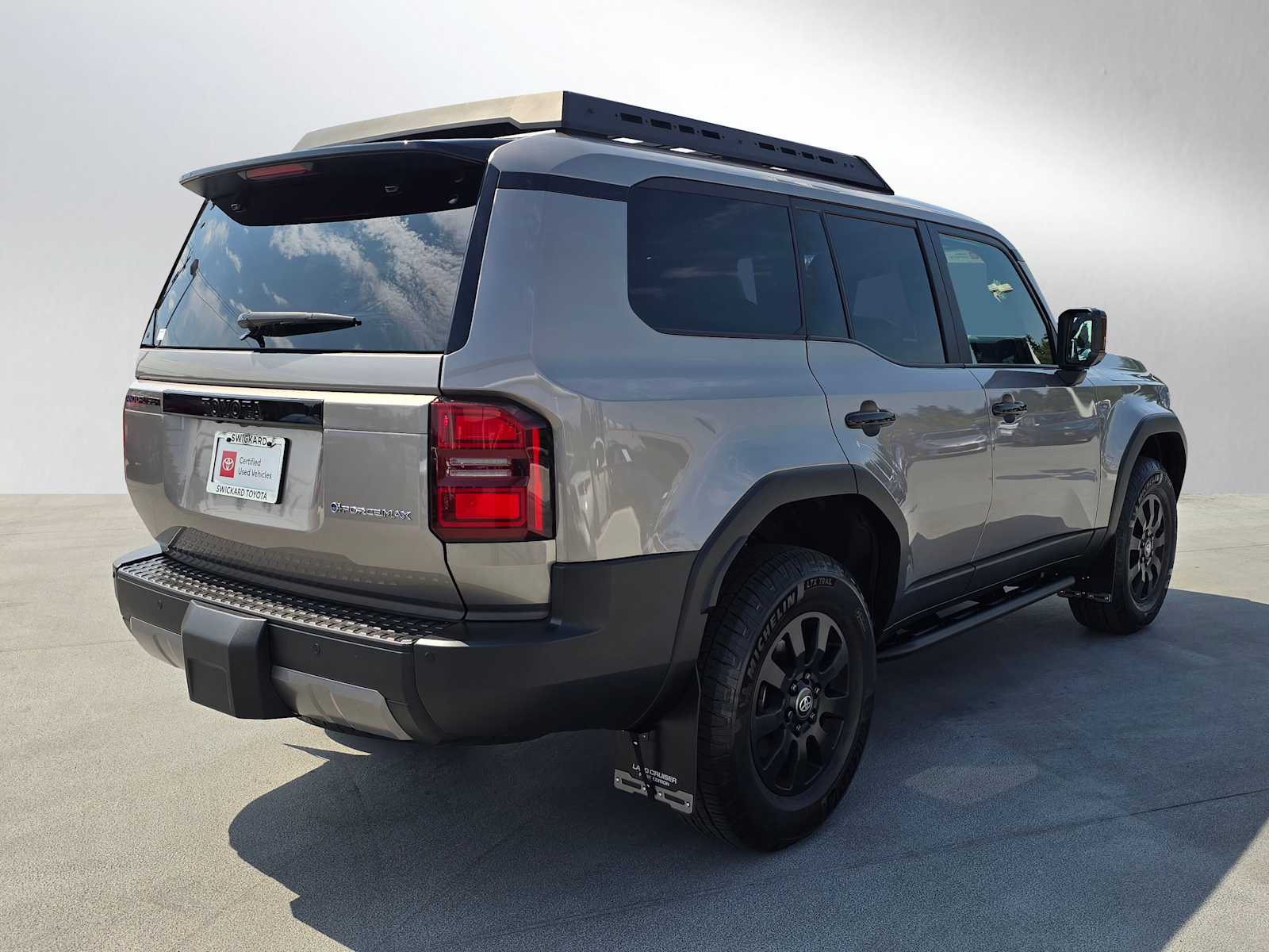 2024 Toyota Land Cruiser First Edition photo 3