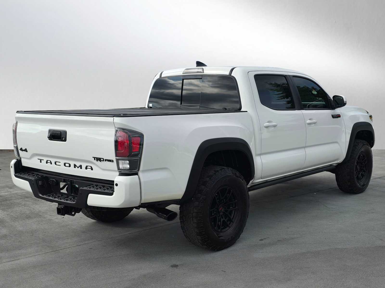 2020 Toyota Tacoma TRD Pro V6 photo 3