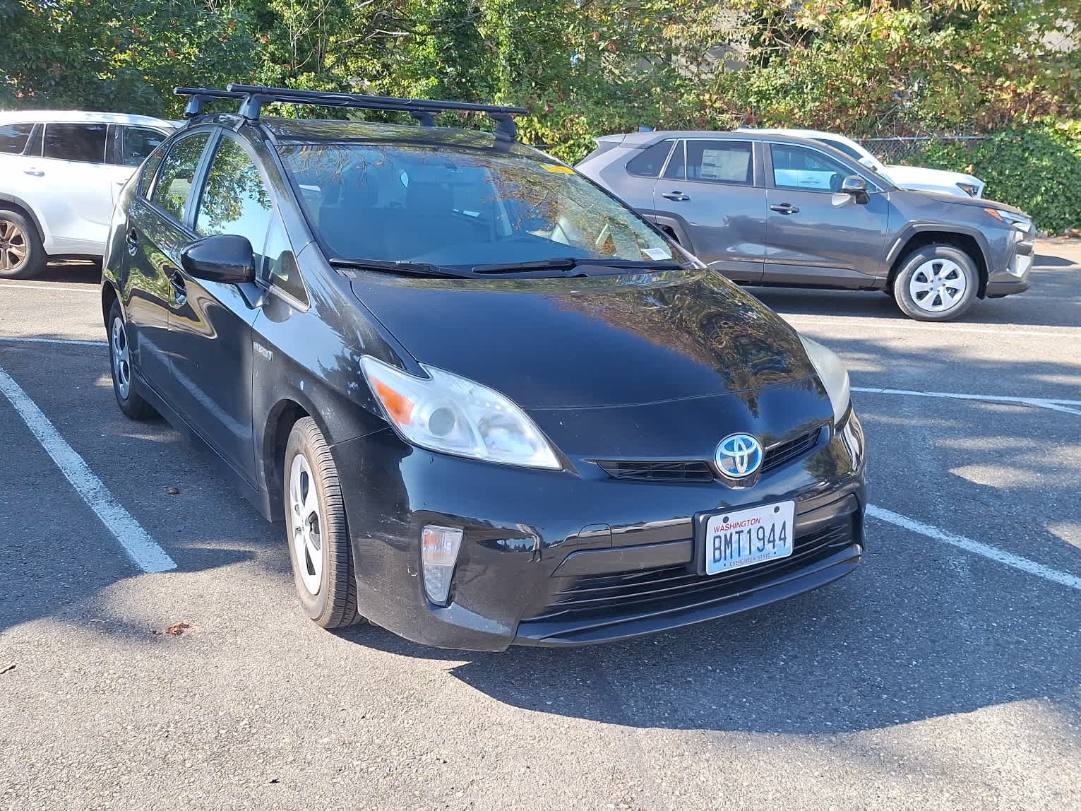 2013 Toyota Prius Two photo 2