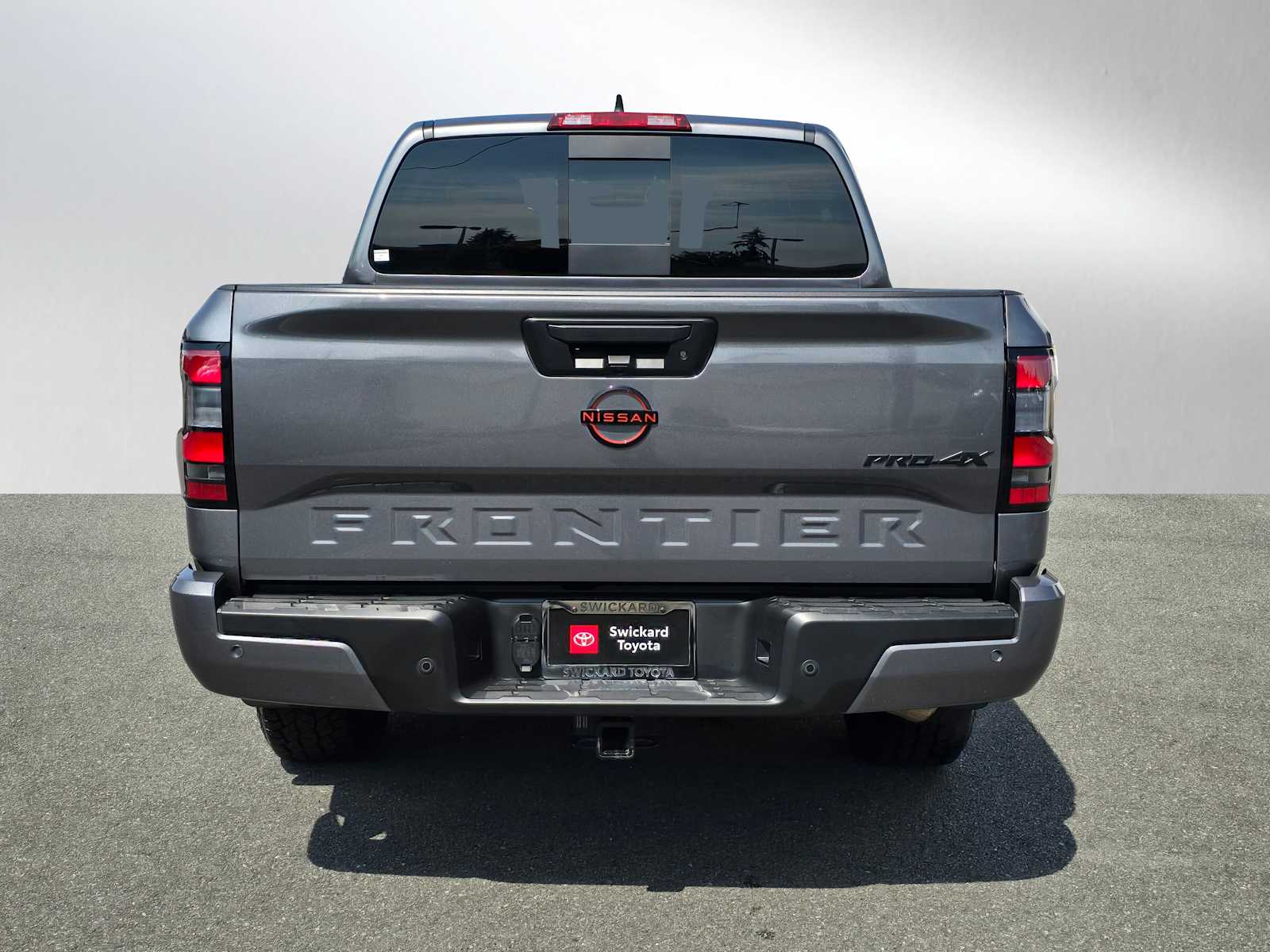 2023 Nissan Frontier PRO-4X photo 3