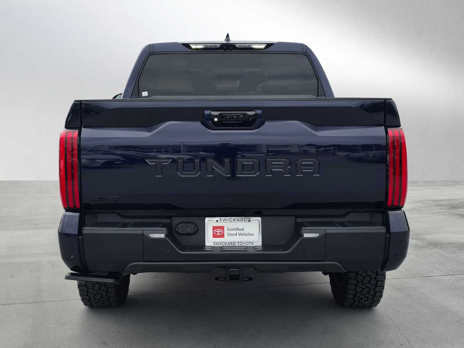 2025 Toyota Tundra Limited photo 4
