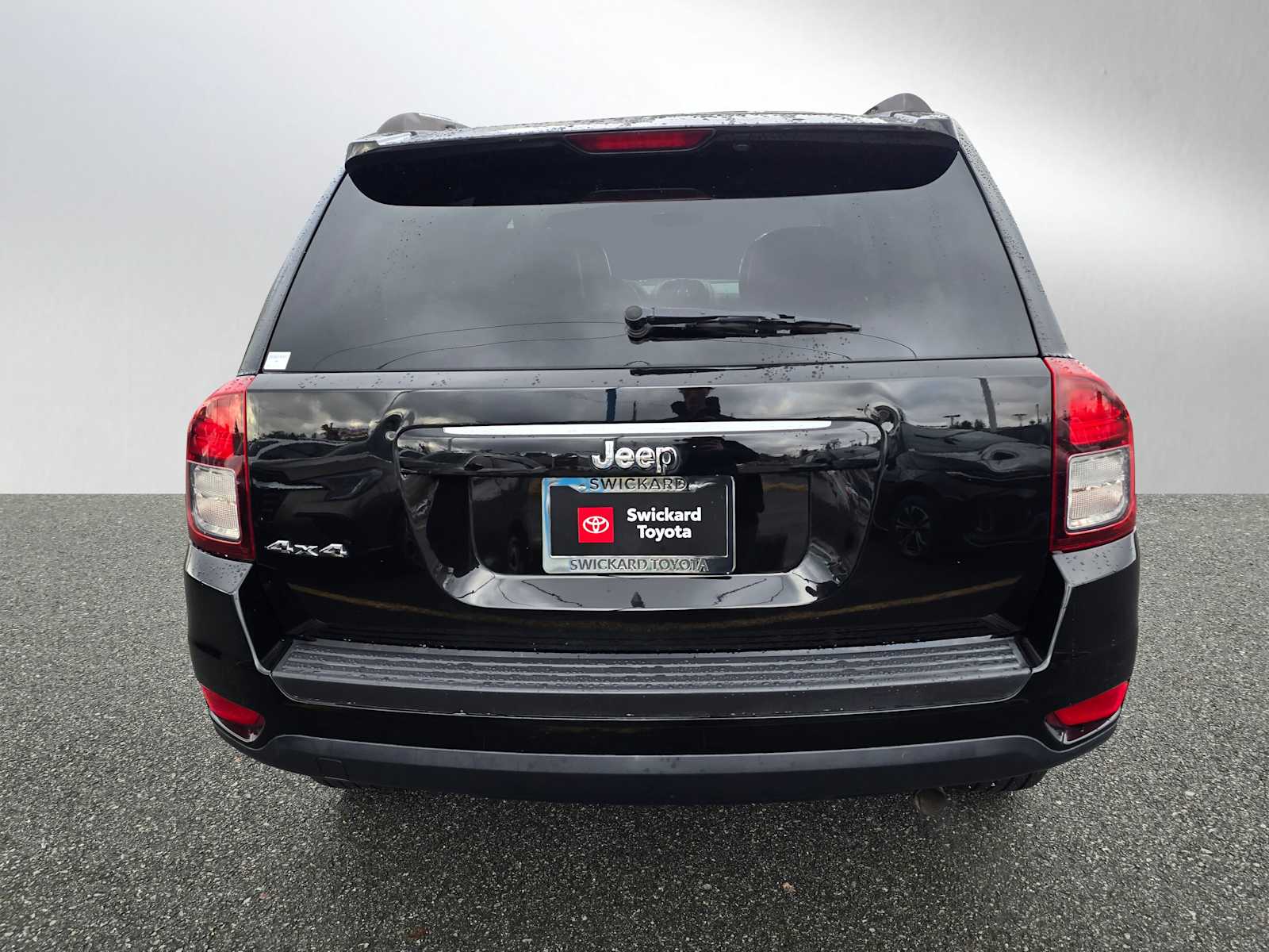 2015 Jeep Compass Sport photo 4