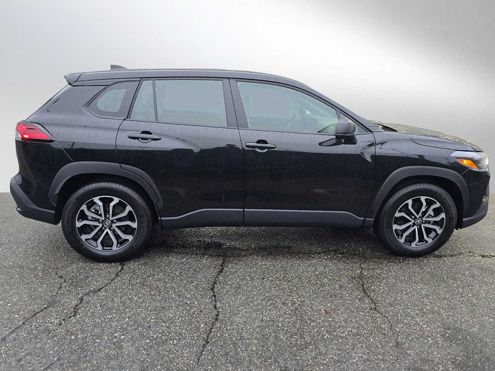 2026 Toyota Corolla Hybrid S photo 2