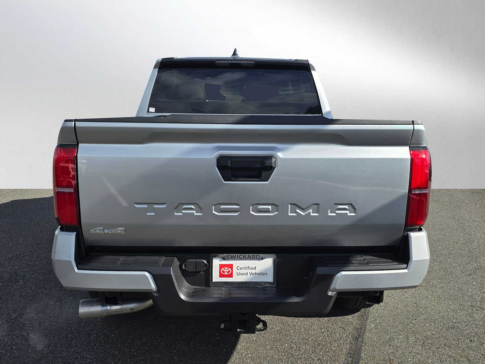 2025 Toyota Tacoma SR5 Double Cab photo 4