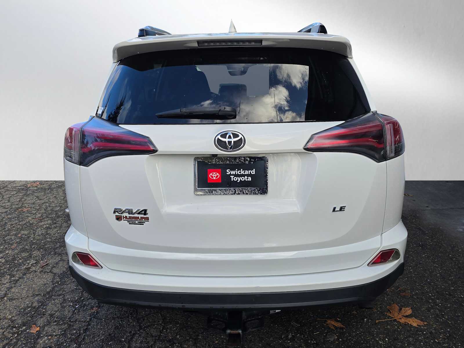 2016 Toyota RAV4 LE photo 4