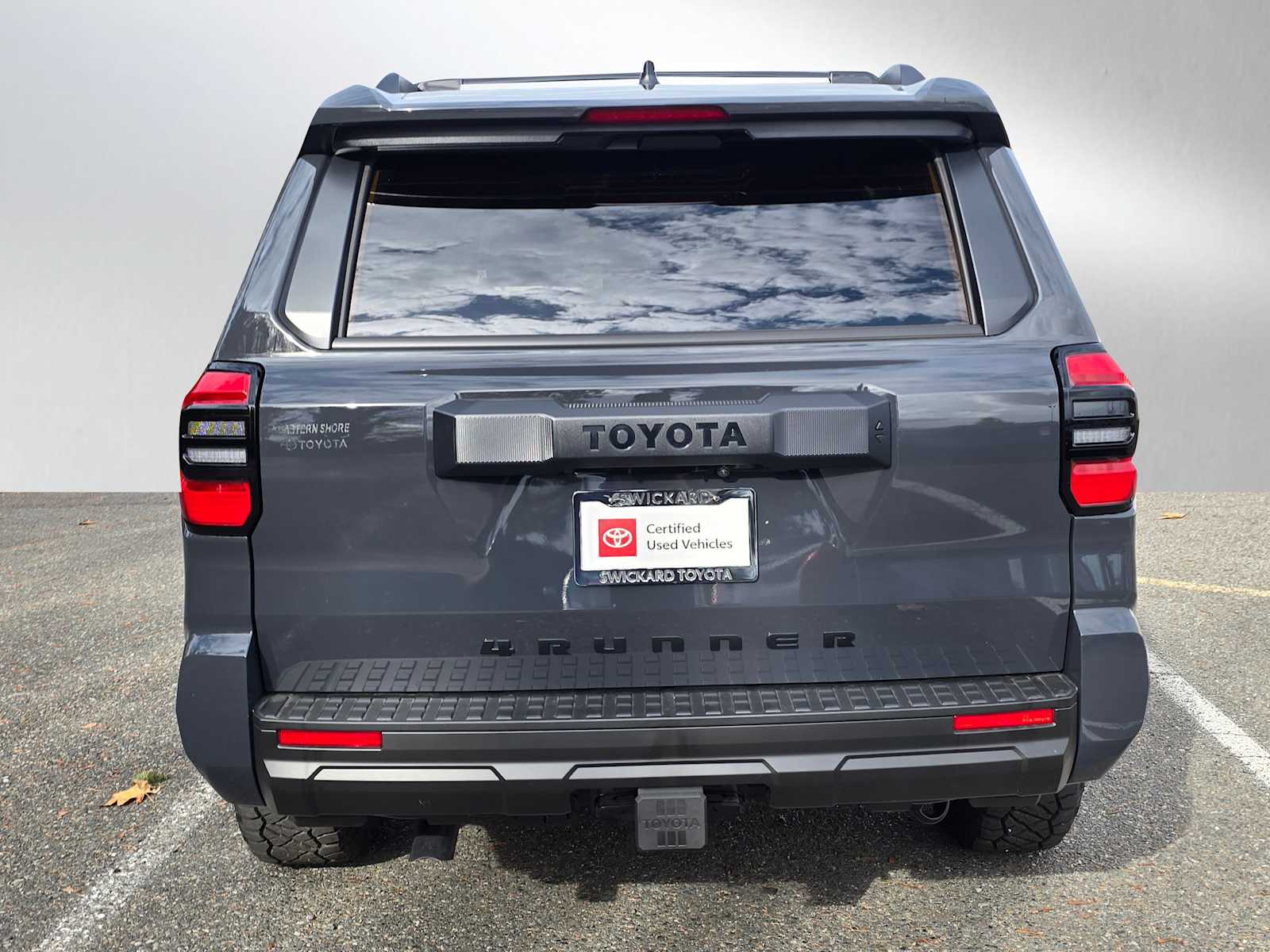 2025 Toyota 4Runner SR5 photo 3