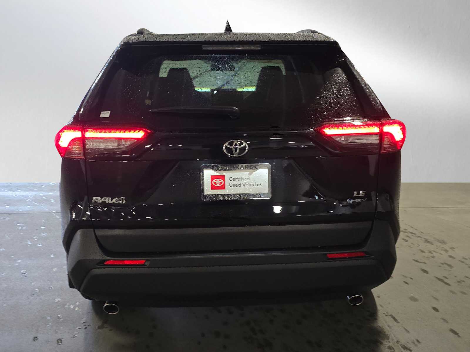 2025 Toyota RAV4 Hybrid LE photo 3