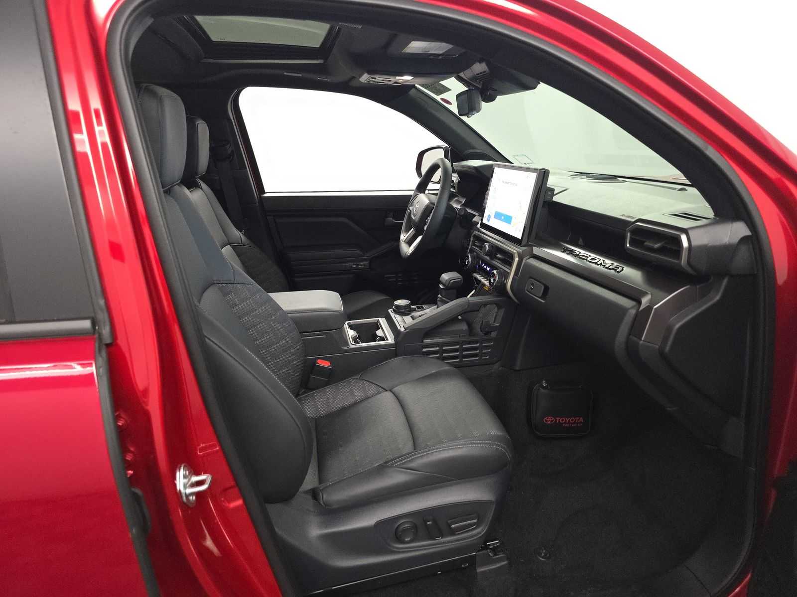 2024 Toyota Tacoma TRD Sport Double Cab photo 3