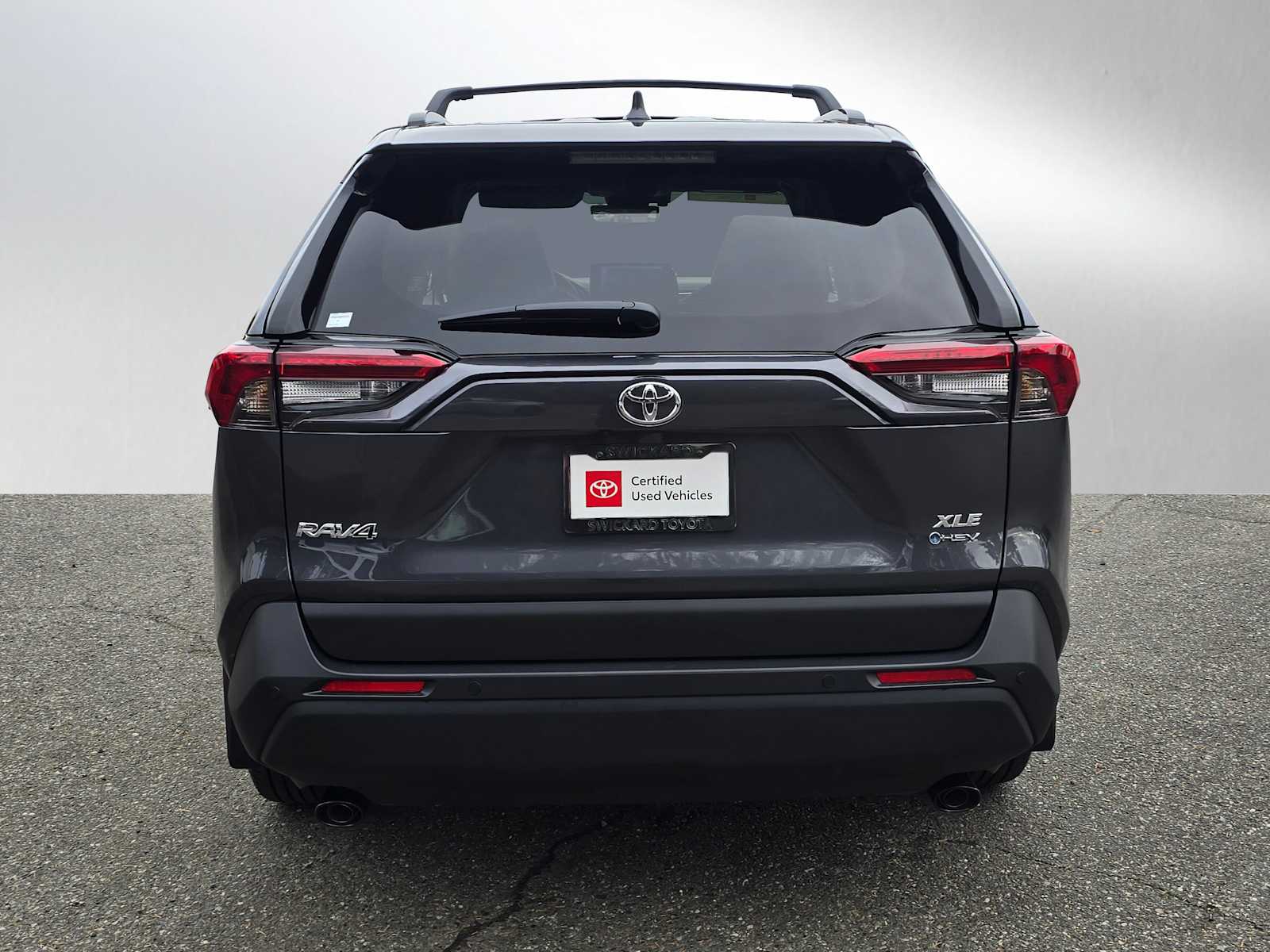 2025 Toyota RAV4 Hybrid XLE Premium photo 4