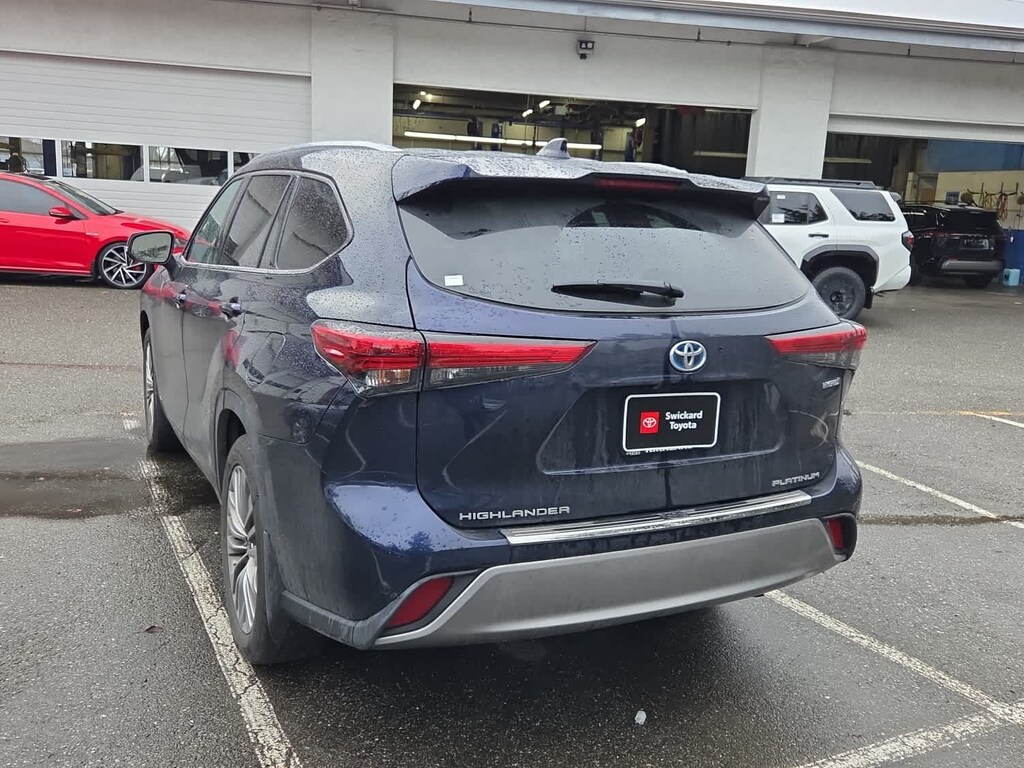 Certified 2022 Toyota Highlander Hybrid Platinum SUV