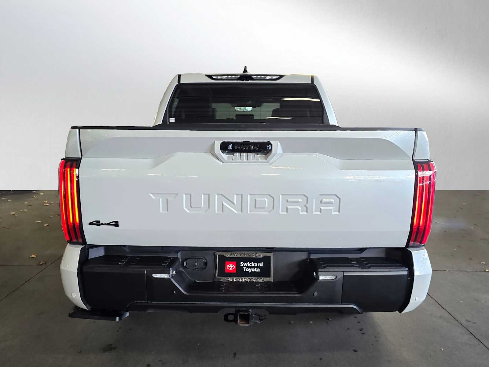 2024 Toyota Tundra Limited photo 4
