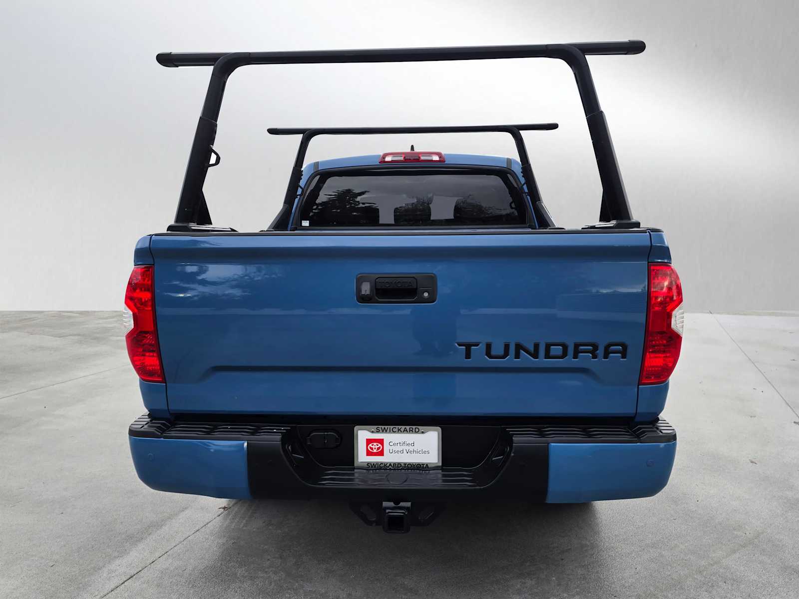 2020 Toyota Tundra Limited CrewMax photo 4
