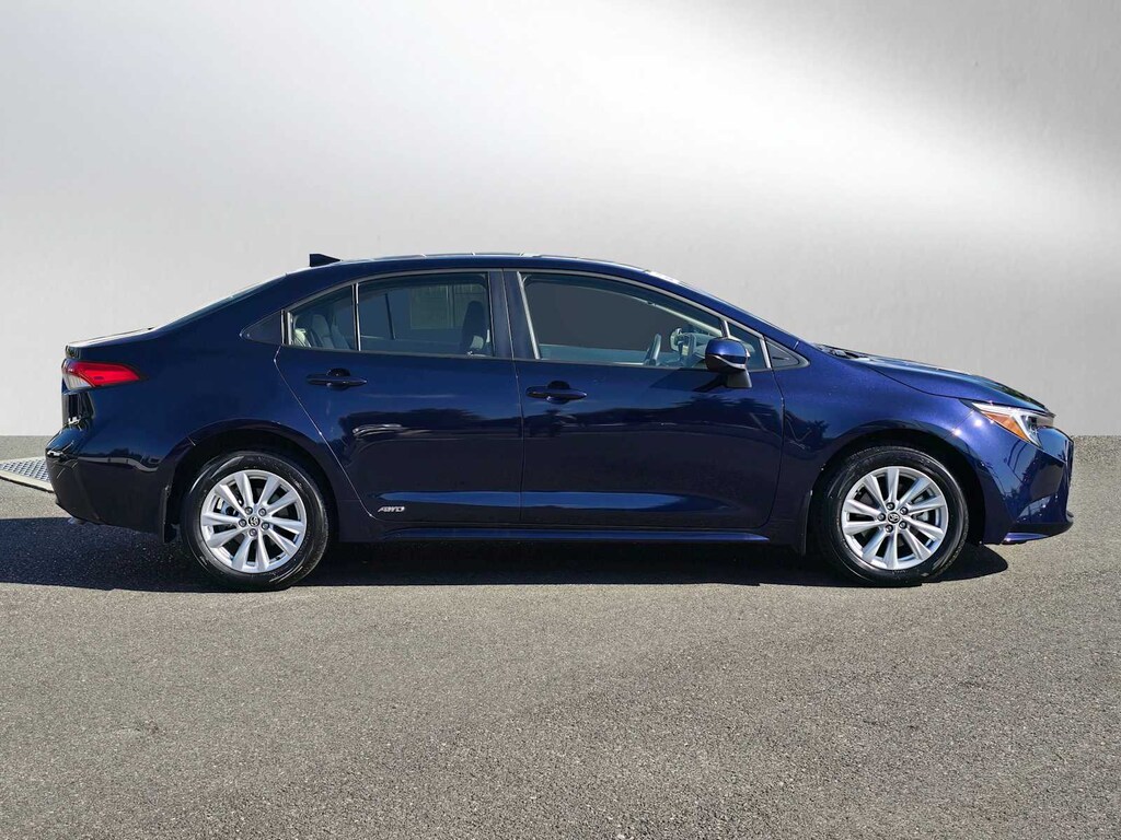 Certified 2025 Toyota Corolla Hybrid LE Sedan