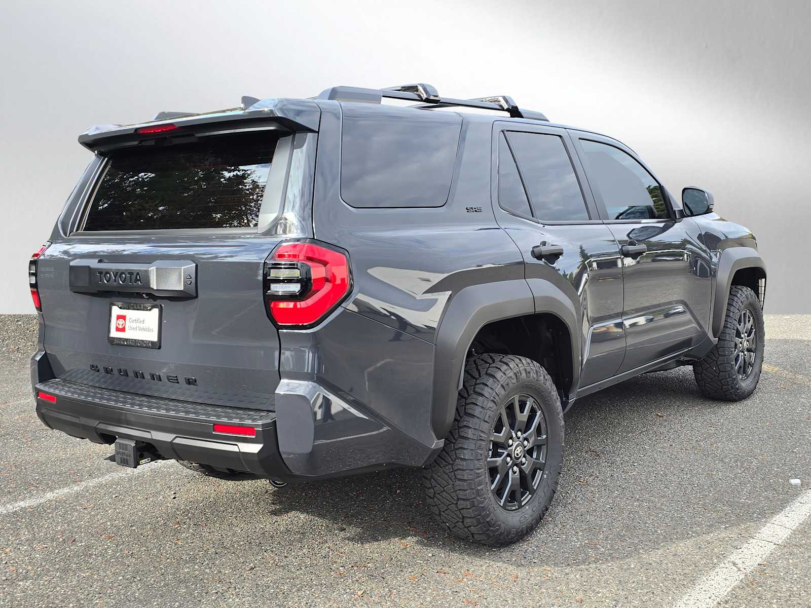 2025 Toyota 4Runner SR5 photo 2