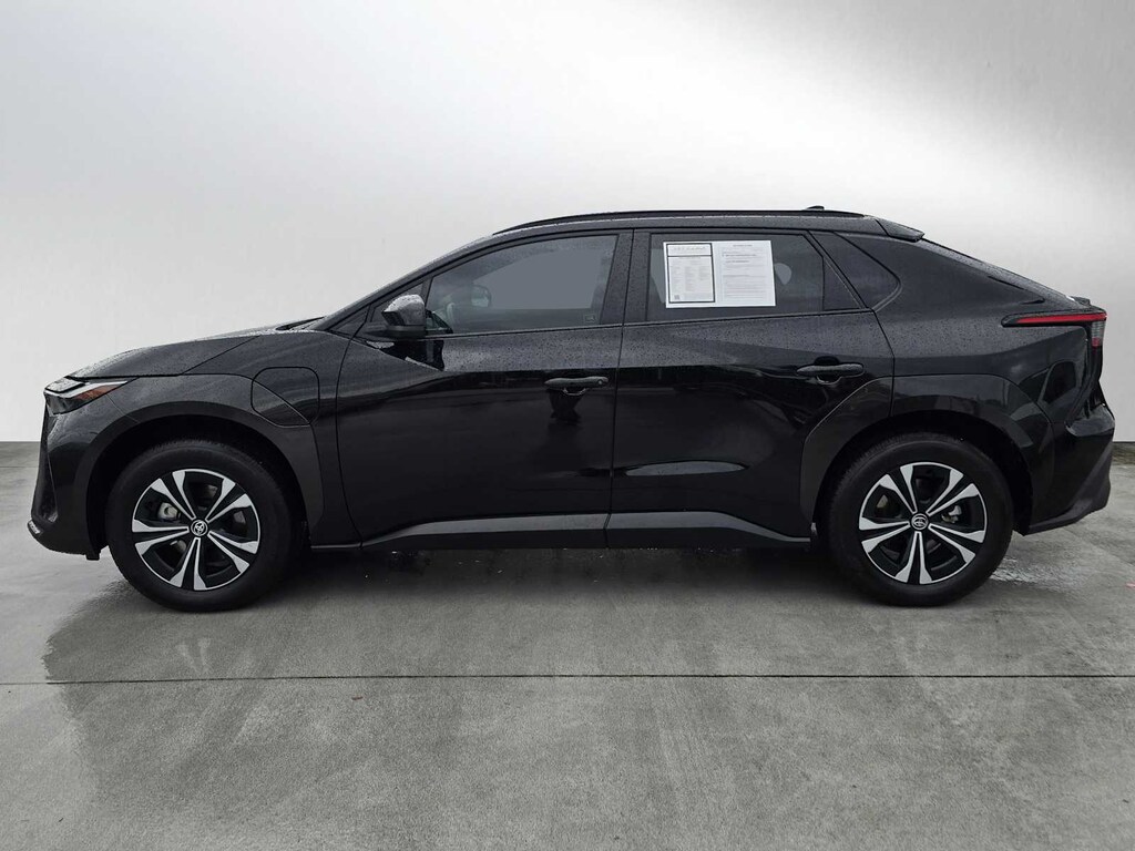 Used 2024 Toyota bZ4X XLE SUV