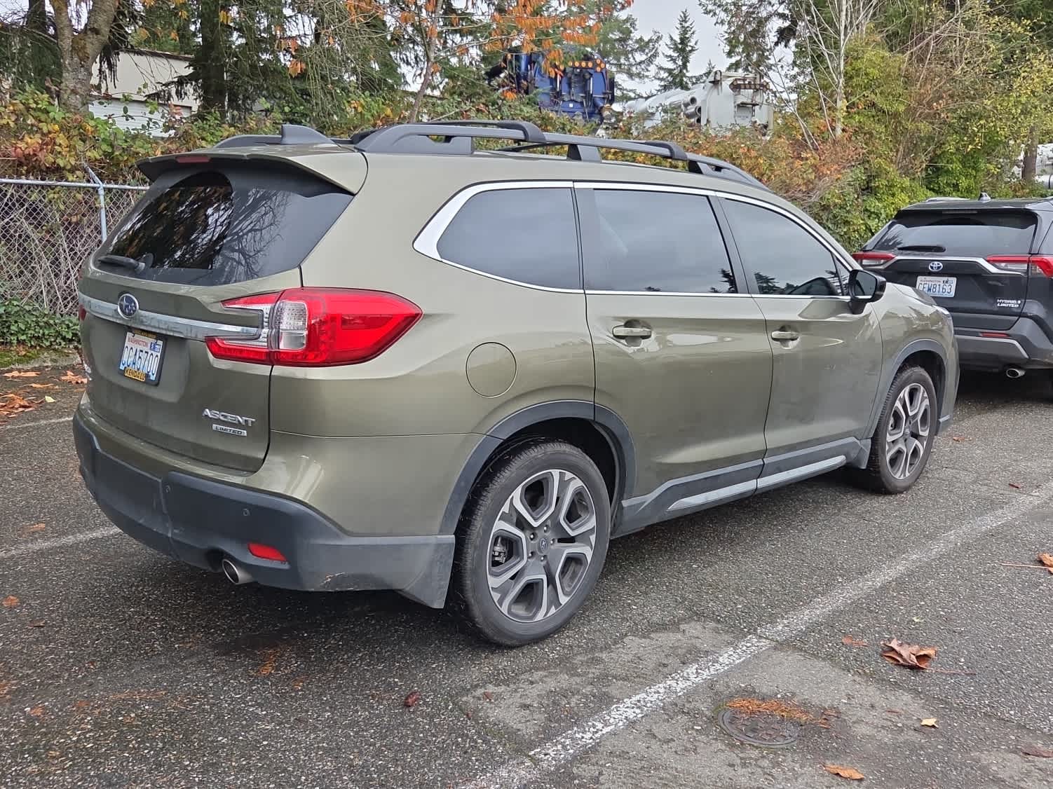 2024 Subaru Ascent Limited photo 2