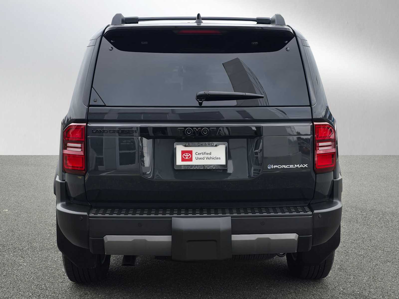 2024 Toyota Land Cruiser Base photo 4