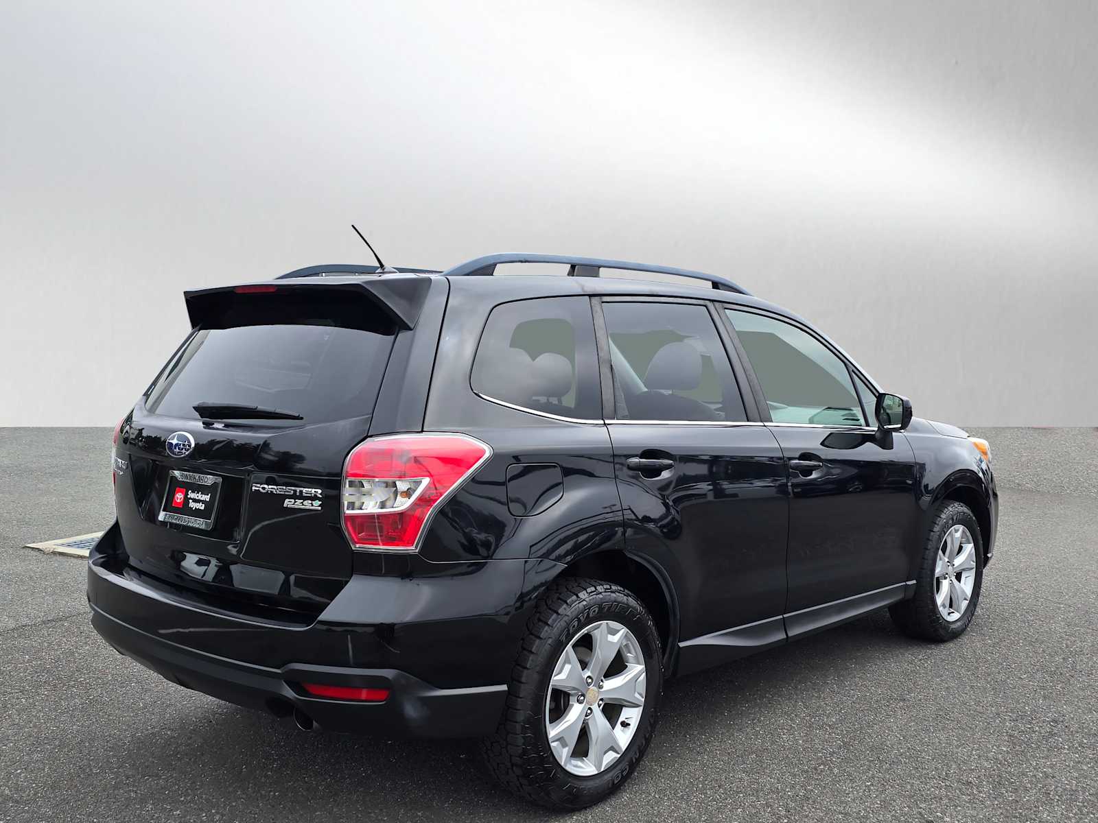 2015 Subaru Forester 2.5i Limited photo 3