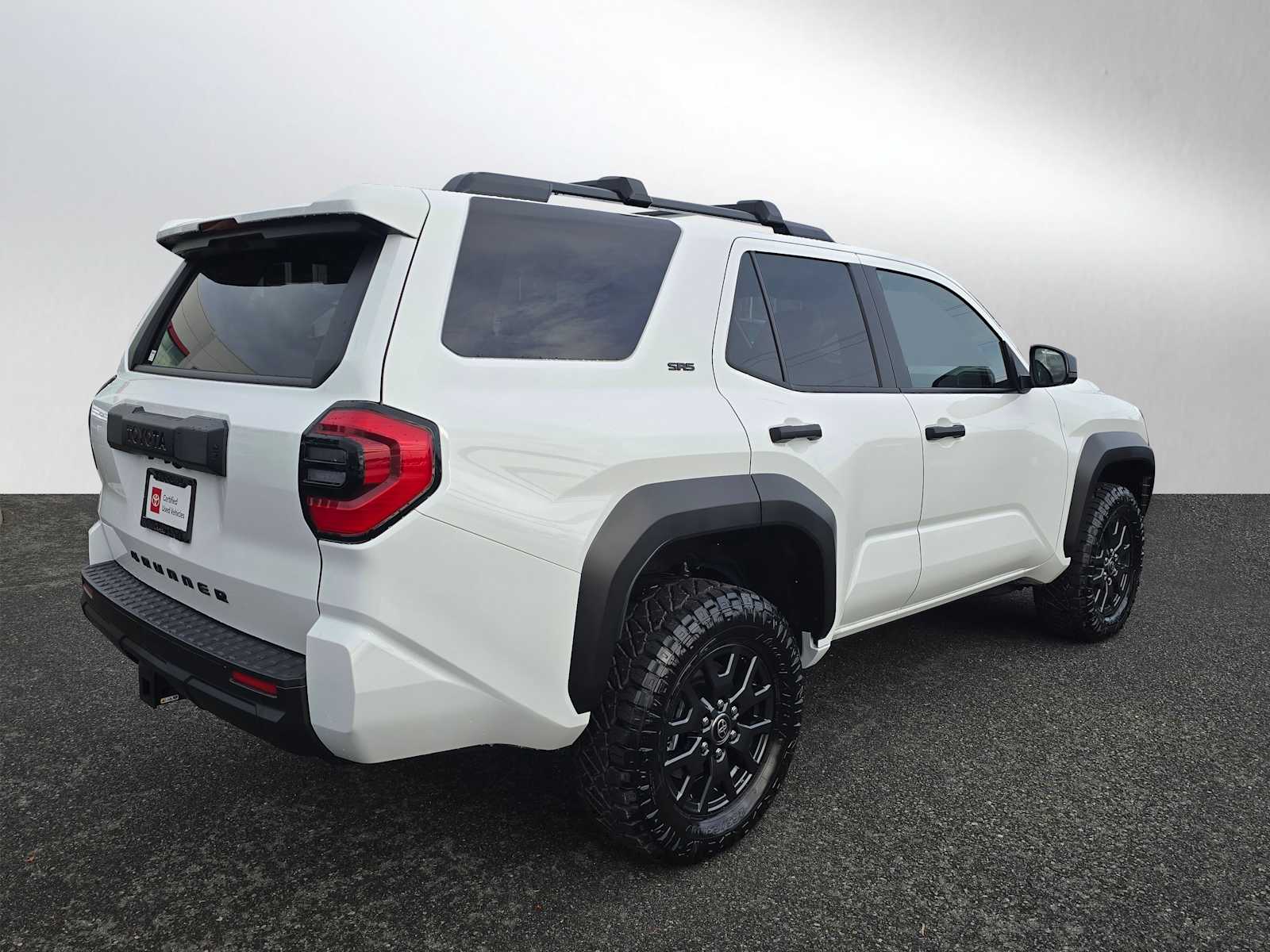 2025 Toyota 4Runner SR5 photo 3