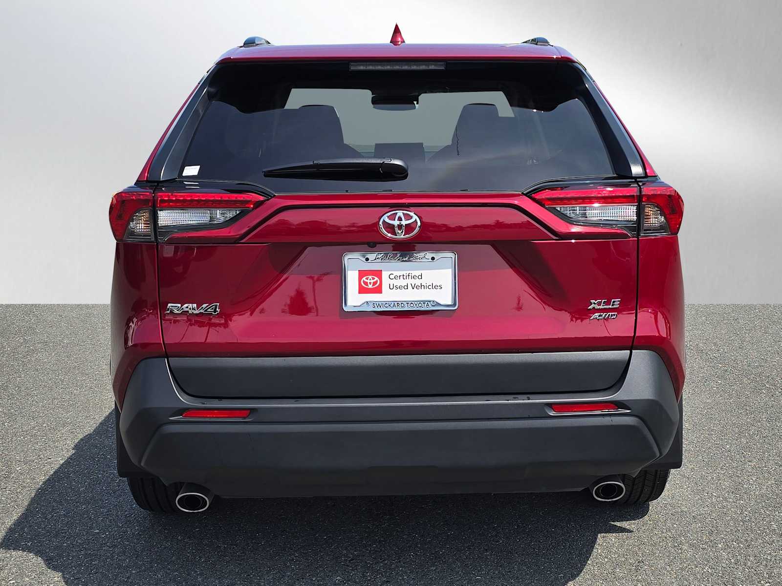 2025 Toyota RAV4 XLE Premium photo 4