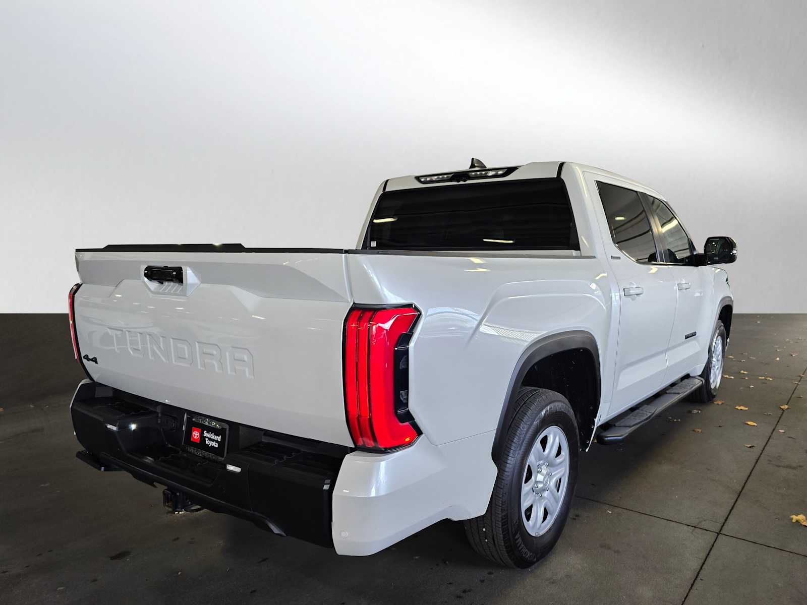 2024 Toyota Tundra Limited photo 3