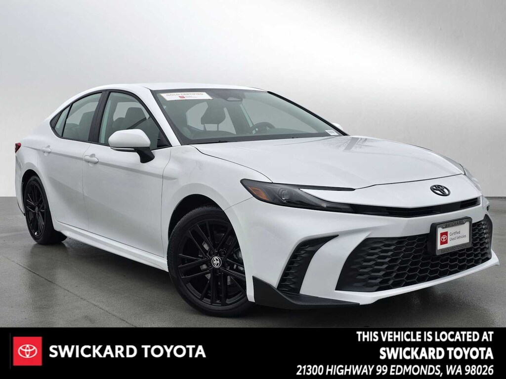 Certified 2025 Toyota Camry SE Sedan