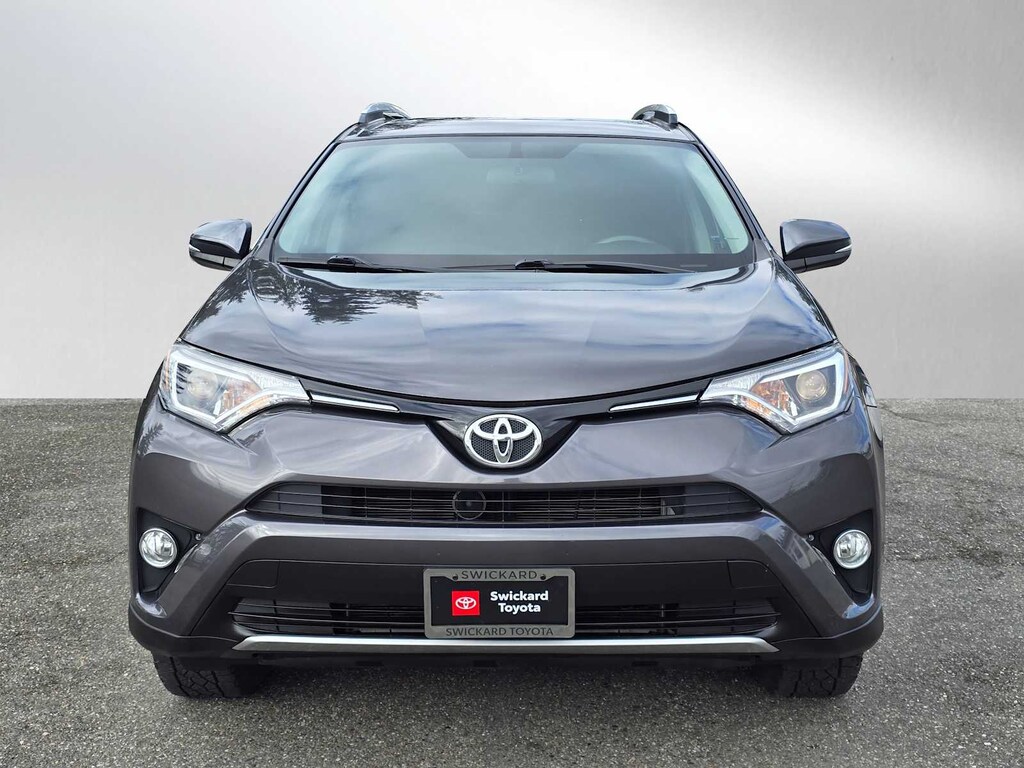 Used 2016 Toyota RAV4 XLE SUV
