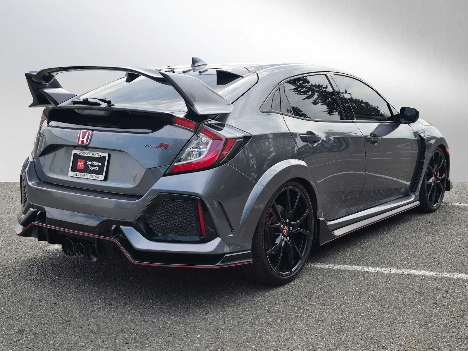 2019 Honda Civic Type R Touring Hatchback photo 3