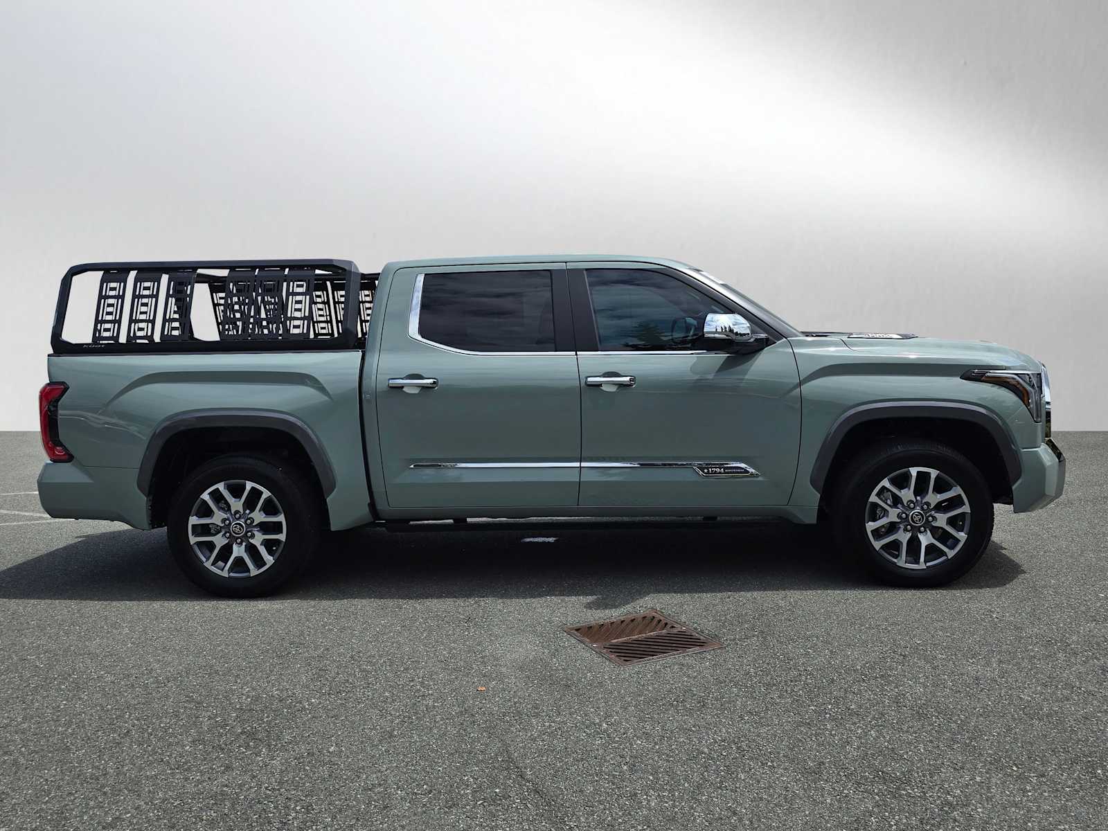 2024 Toyota Tundra 1794 Edition photo 2