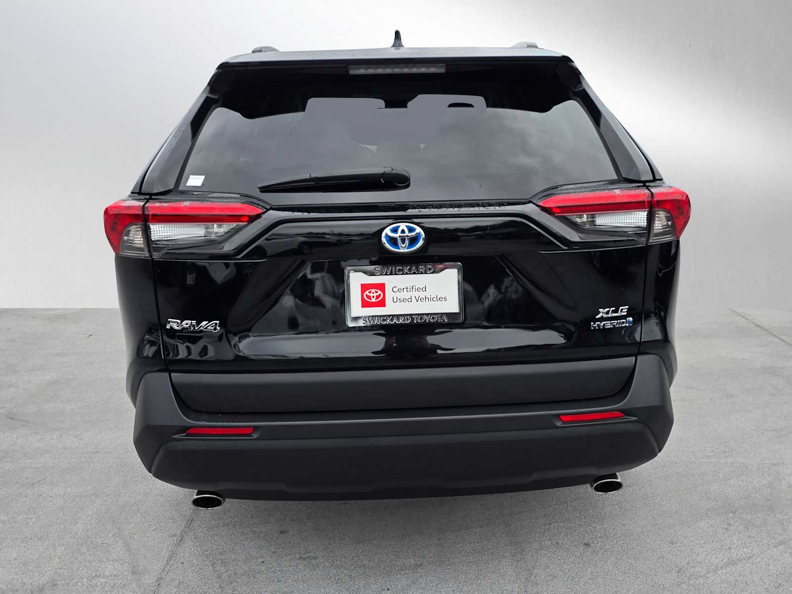 2021 Toyota RAV4 Hybrid XLE photo 4