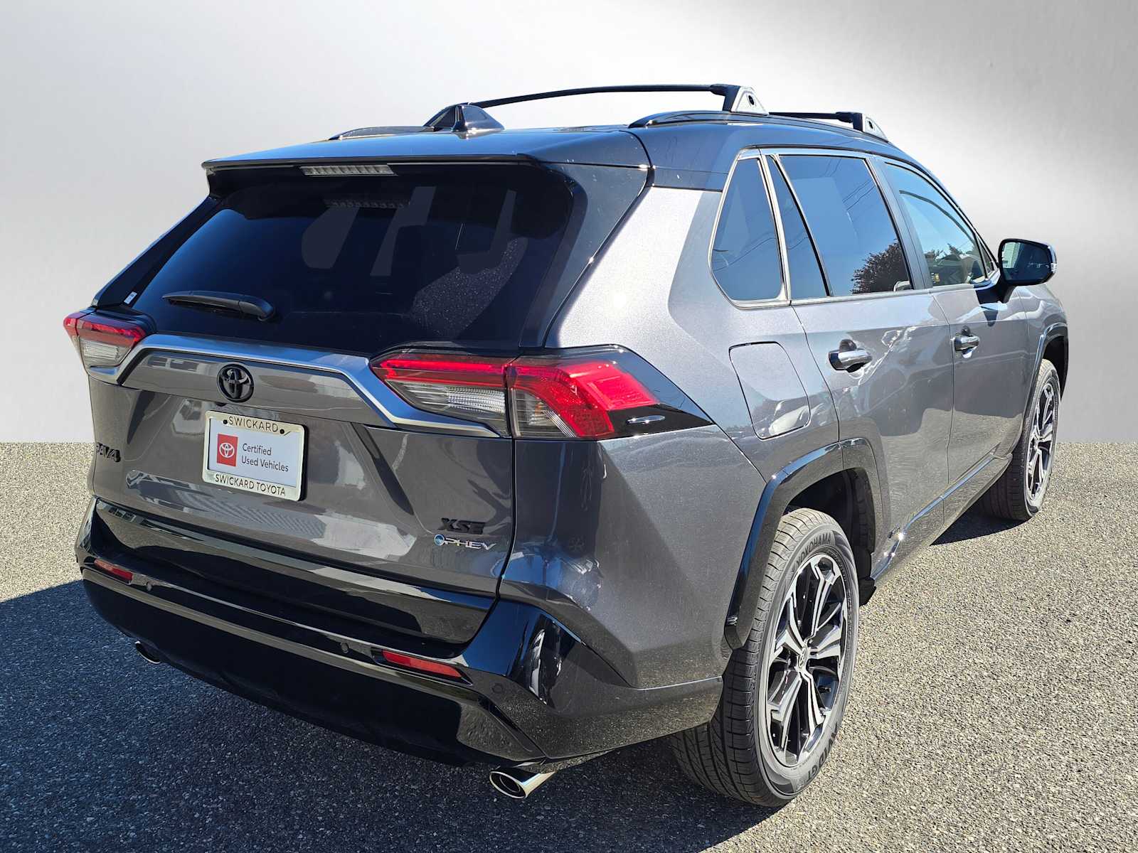 2025 Toyota RAV4 Prime XSE Premium photo 2