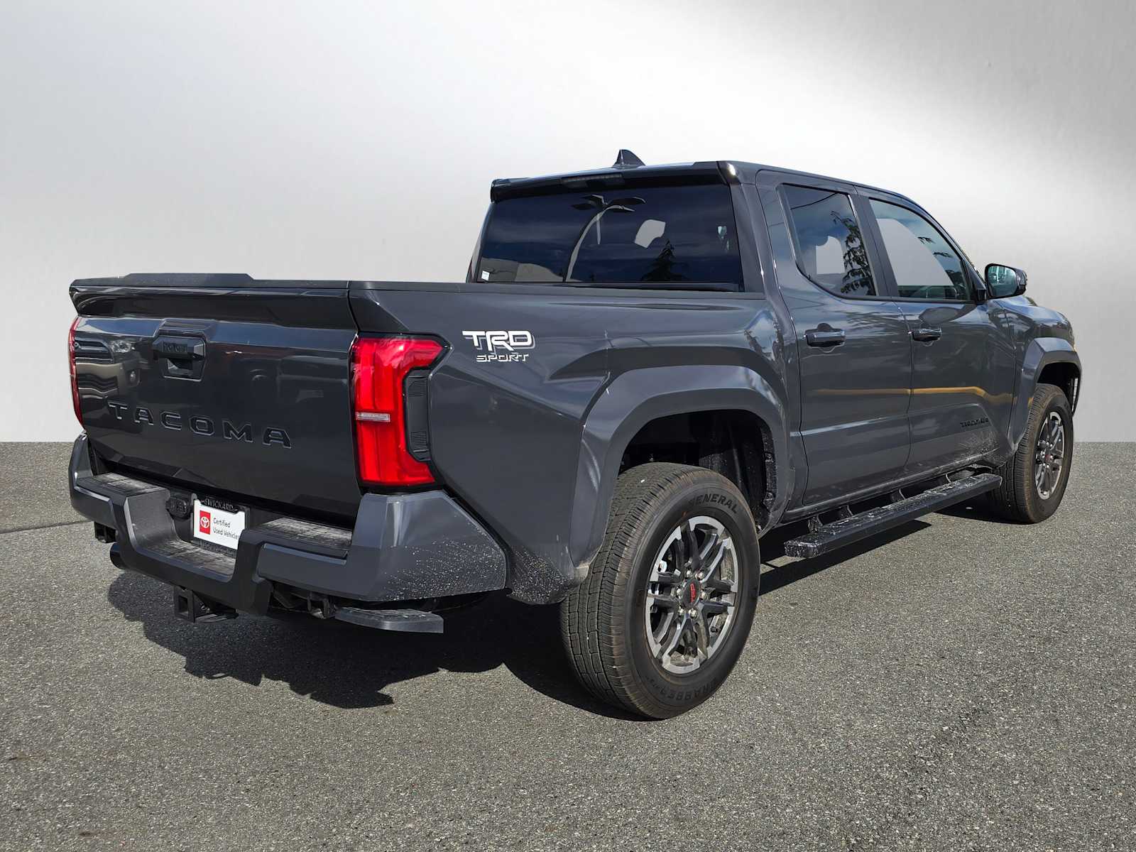 2025 Toyota Tacoma TRD Sport Double Cab photo 3