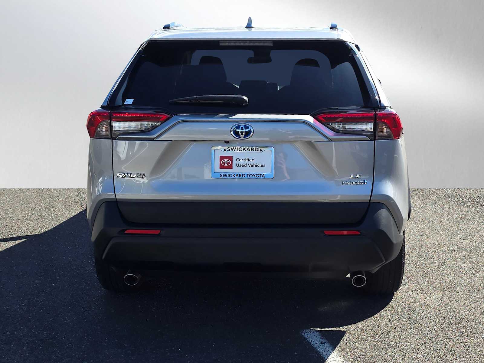 2023 Toyota RAV4 Hybrid LE photo 3