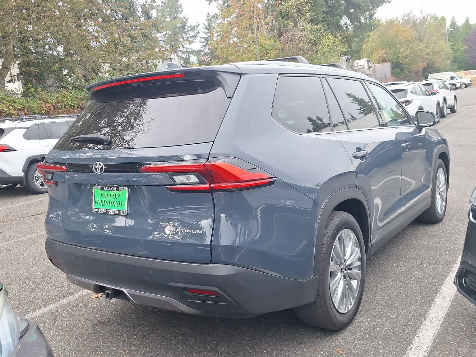 2024 Toyota Grand Highlander Platinum photo 3