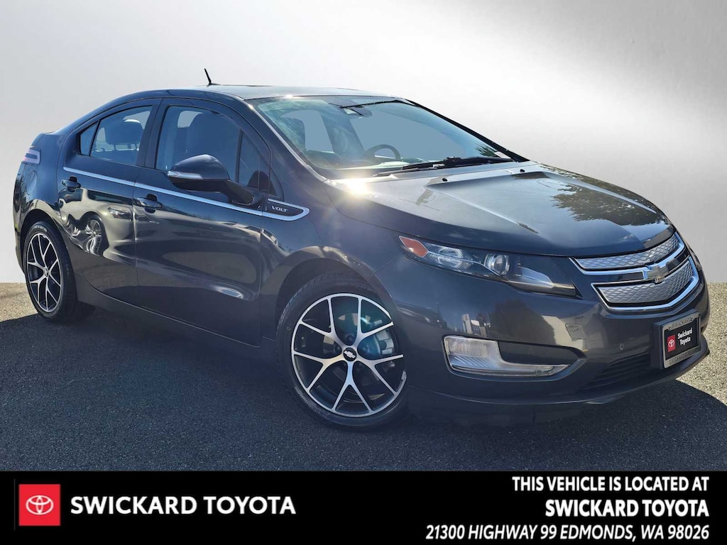 Used 2013 Chevrolet Volt Base Hatchback