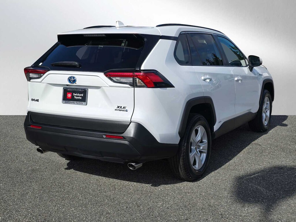 Used 2021 Toyota RAV4 Hybrid XLE SUV