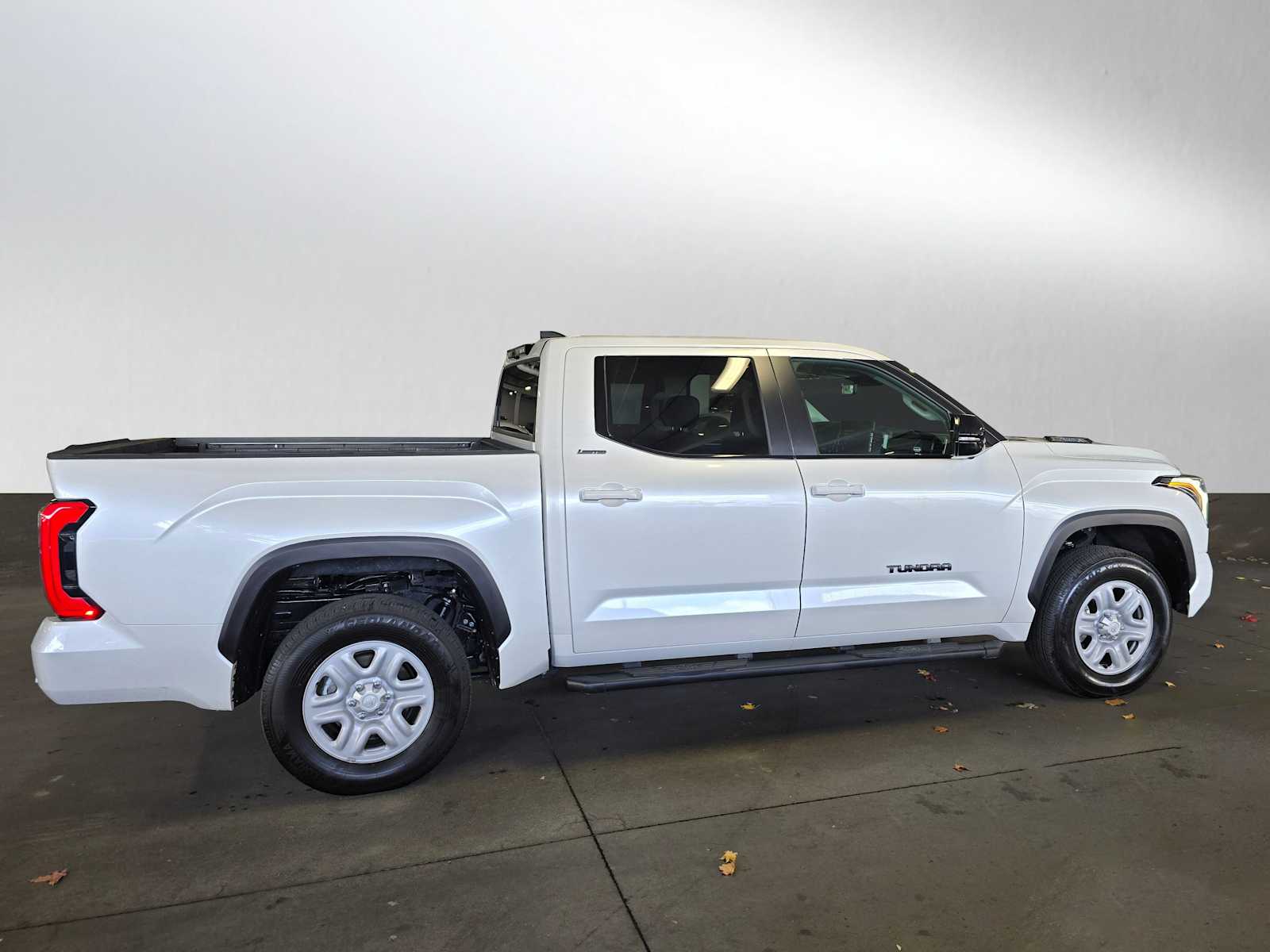 2024 Toyota Tundra Limited photo 2