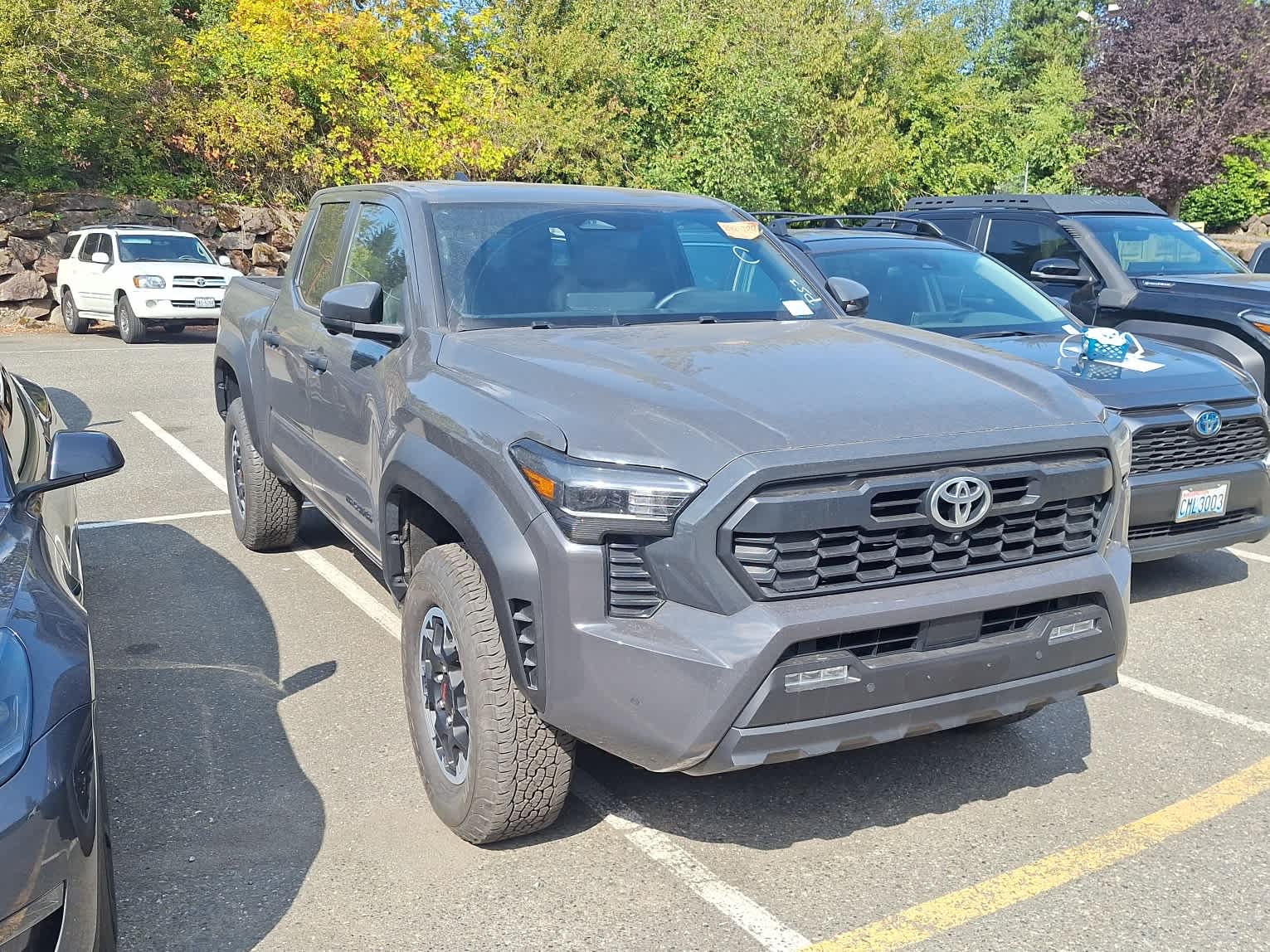 2024 Toyota Tacoma TRD Double Cab photo 2
