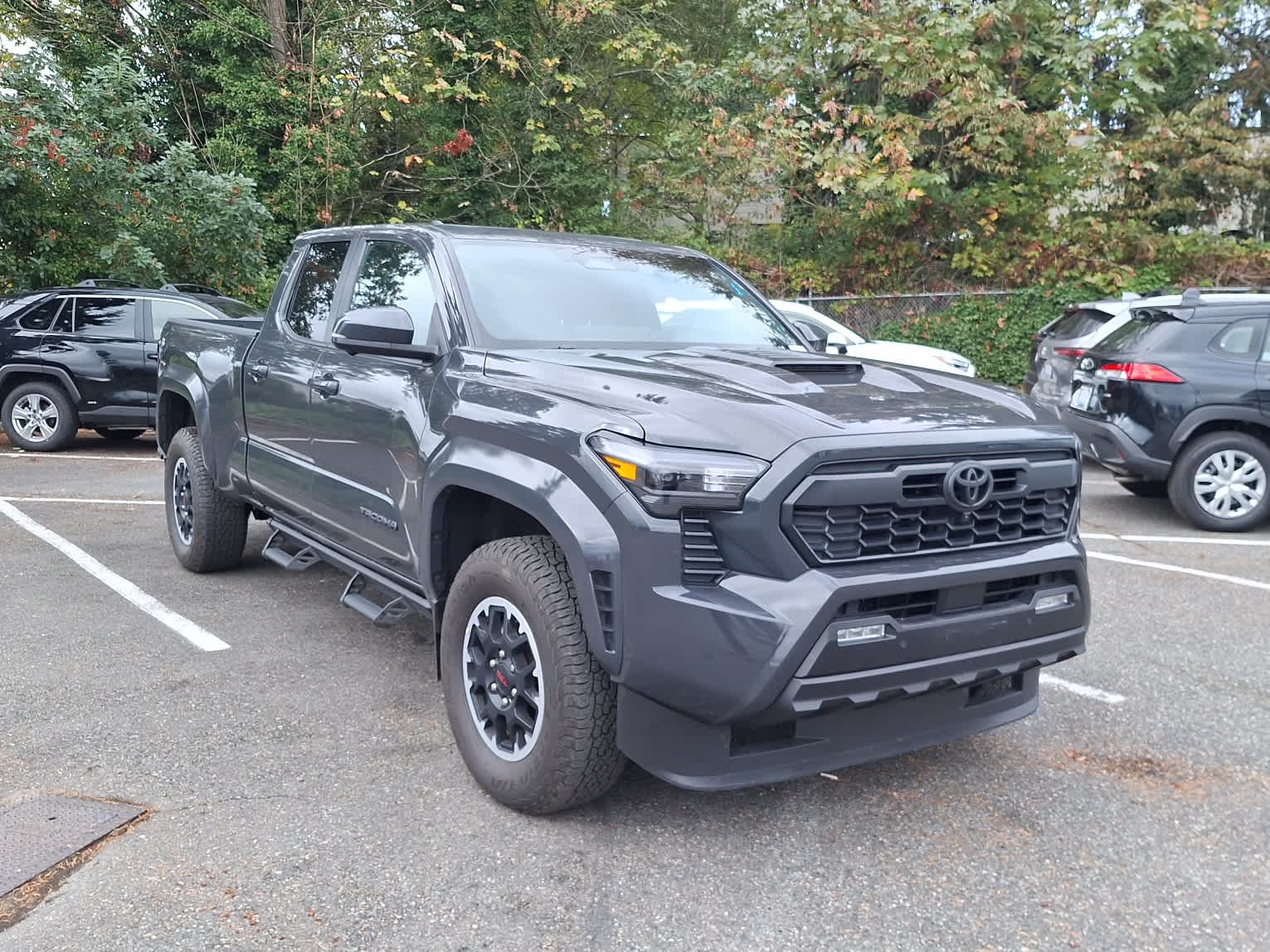 2024 Toyota Tacoma TRD Sport Double Cab photo 2