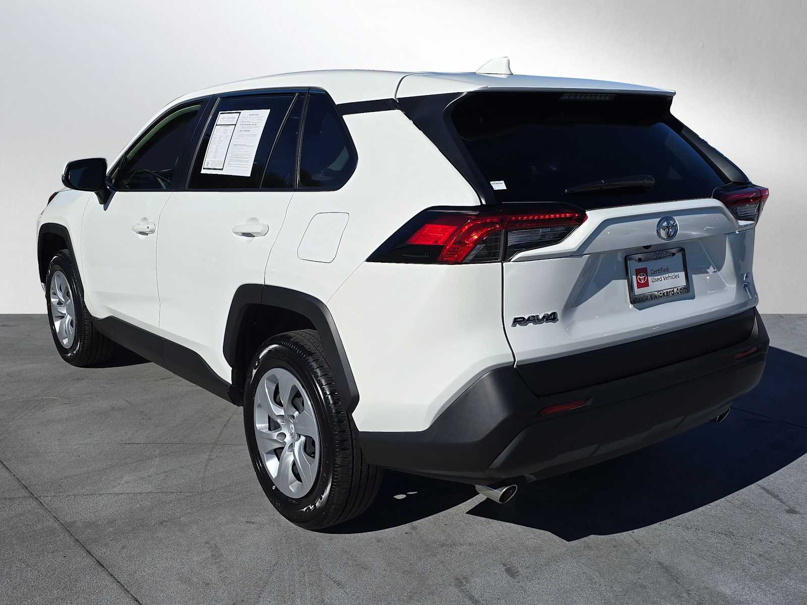 2025 Toyota RAV4 LE photo 3