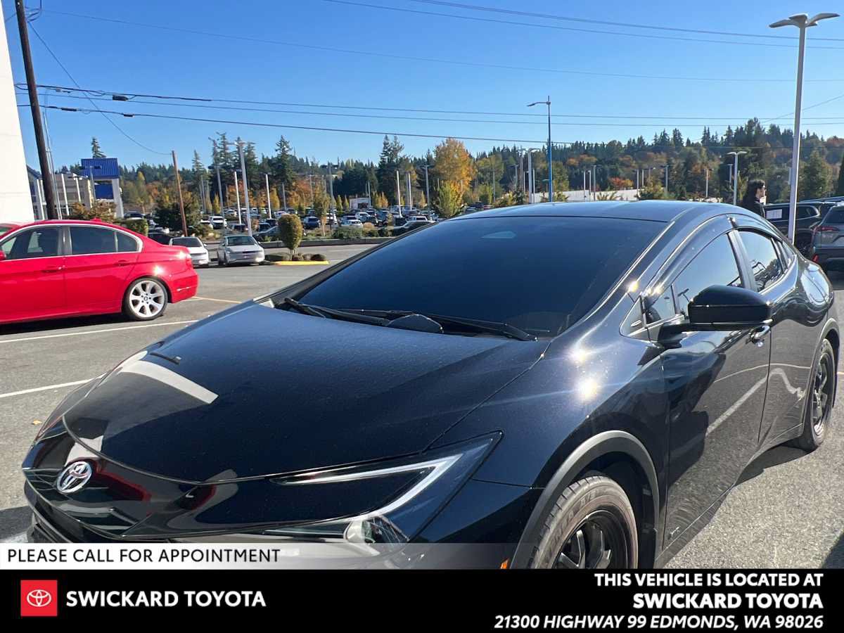2026 Toyota Prius LE