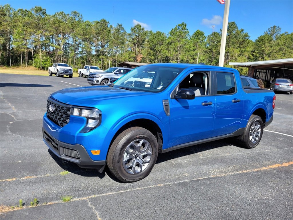 2025 Ford Maverick XLT photo 3