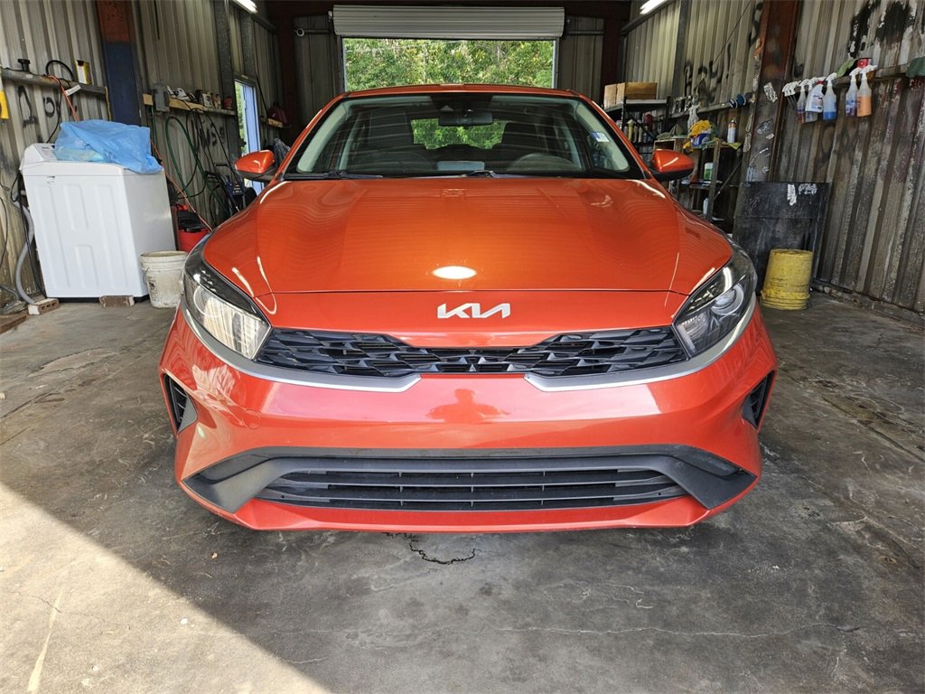 2023 Kia Forte LXS photo 3