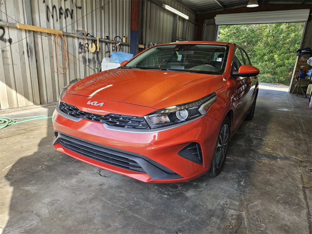 2023 Kia Forte LXS photo 4